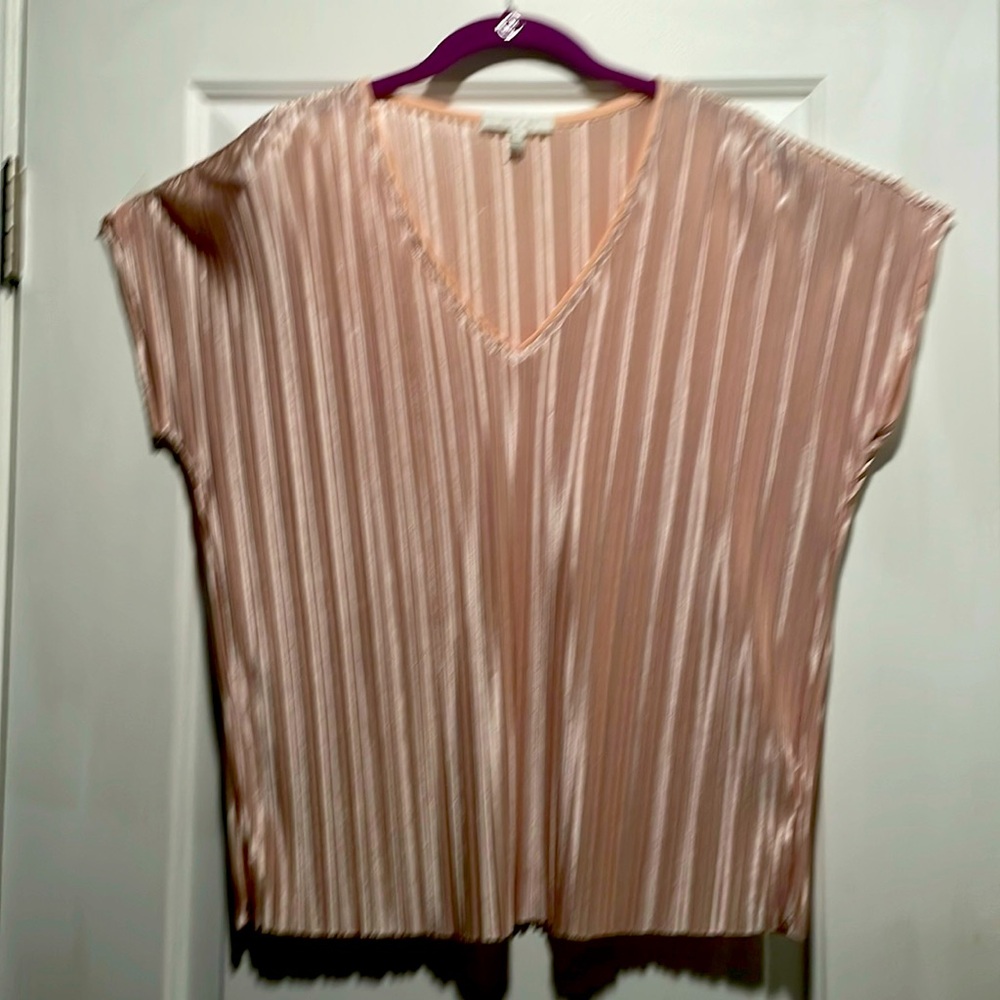 Pleated blouse size L Made in Guatemala Anthropologie